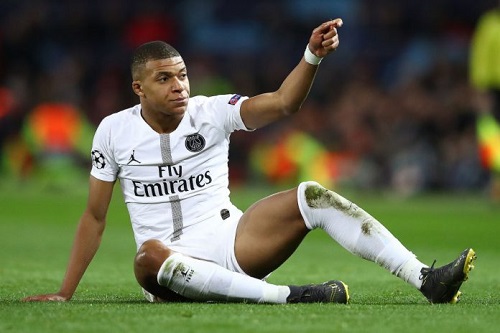 kylian-mbappe-290619-g-696x464