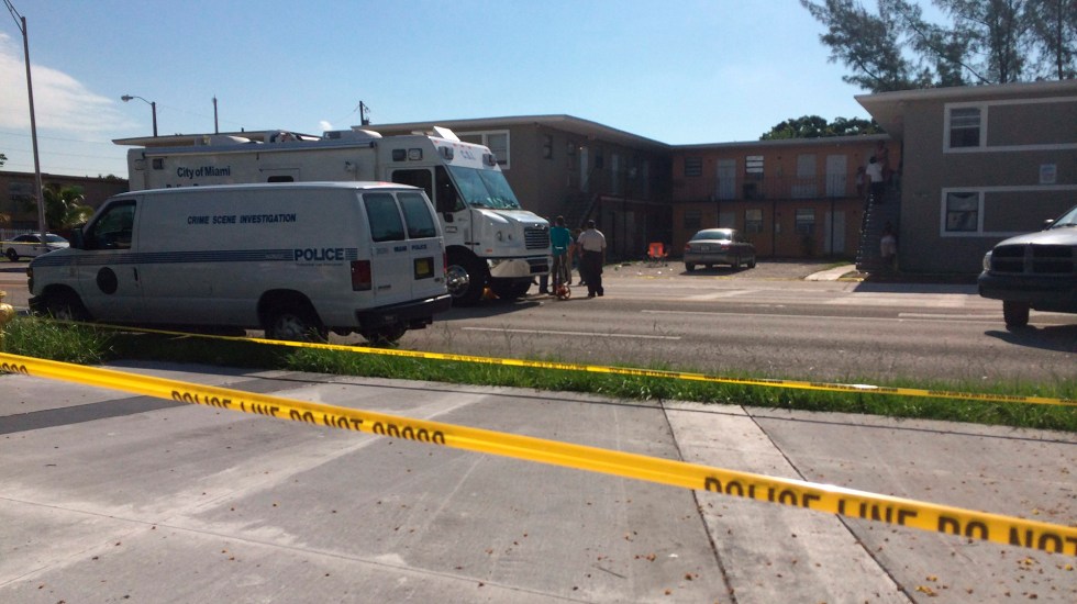 area-acordonada-en-miami-por-tiroteo