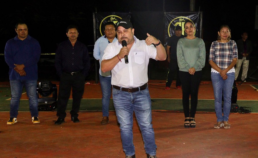 Yaxhom08