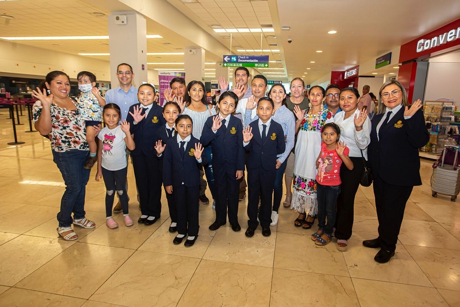 Estudiantes yucatecos viajan al Parlamento de Niñas y Niños de México (3)